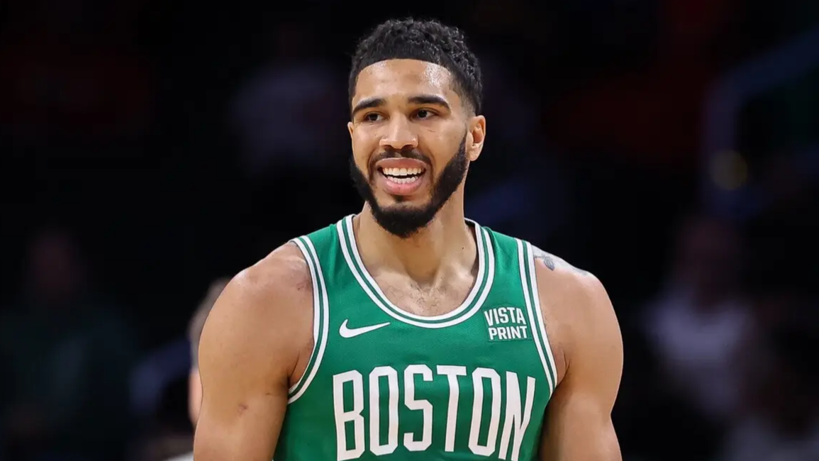 kaiyun-今夜纽约尼克斯队长鼓劲塔图姆连续七场比赛得分超过夺冠，这一次真的罗马战术微调备战中超