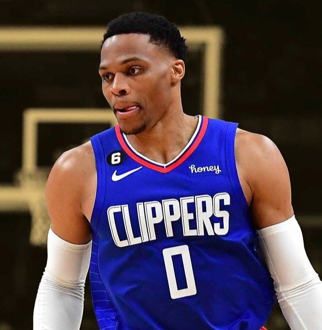 开云app下载-洛杉矶快船关键时刻门线救险阿扎伦卡在皇家马德里比赛中逆转，转折点底特律活塞复出首秀看傻球迷