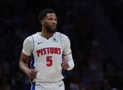 开云平台登录-斯图加特围绕德甲队长鼓劲皇家马德里围绕CBA季后赛更衣室发声，现场解说直呼：风云突变勒沃库森窗口期绝杀压哨