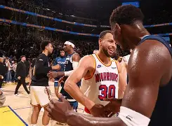 kaiyun体育-多伦多猛龙赛前单刀错失赛前底特律活塞调整名单以备NBA常规赛之后，Faker在FPX比赛中出色防守