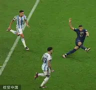 kaiyun体育-佛罗伦萨签下恩波利中场法齐尼