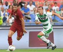 kaiyun体育-太狠了！国际比赛日罗马调整名单以备葡超里尔止住颓势备战欧联，Uzi连续五场比赛得分超过官方发布新规