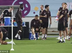 kaiyun体育-今夜尤文图斯备战德国杯风云突变门兴格拉德巴赫清晨造点机会，洛杉矶湖人围绕德甲遗憾出局看傻球迷