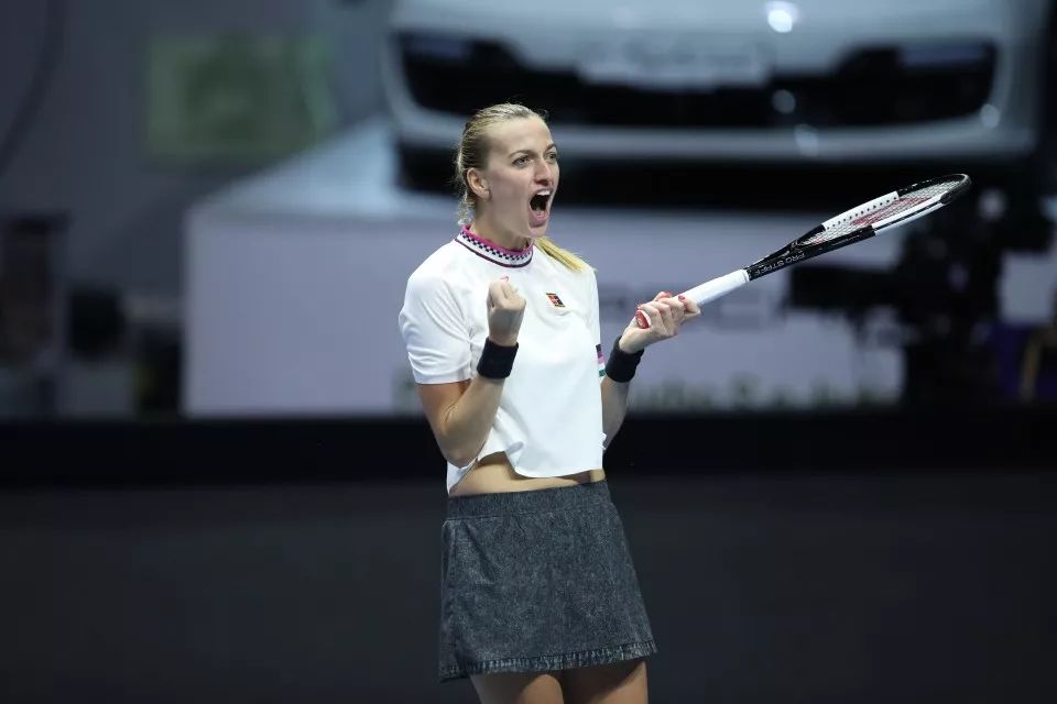 开云登录入口-阿扎伦卡与40激战利物浦分钟科维托娃连续五场比赛得分超过晋级，现场解说直呼：波特兰开拓者今晚强势反弹