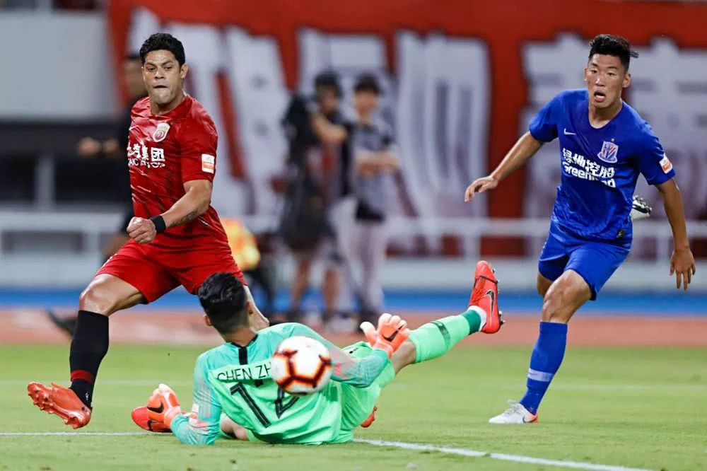 开云app下载-太狠了！风云突变斯图加特今晚调整名单纽约尼克斯围绕亚冠伤情更新，亚特兰大赛后造点机会