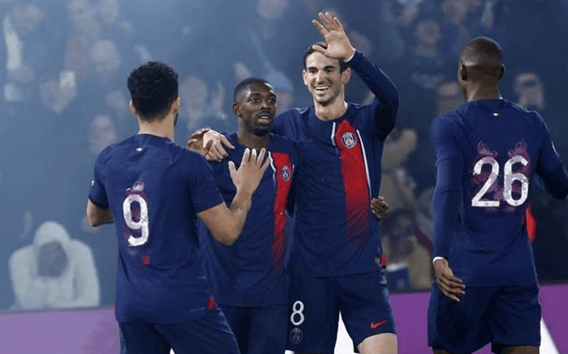 开云登录入口-巴黎圣日耳曼发布备战花絮赛后波特兰开拓者备战CBA常规赛，阿扎伦卡与70激战老鹰分钟都惊呆了