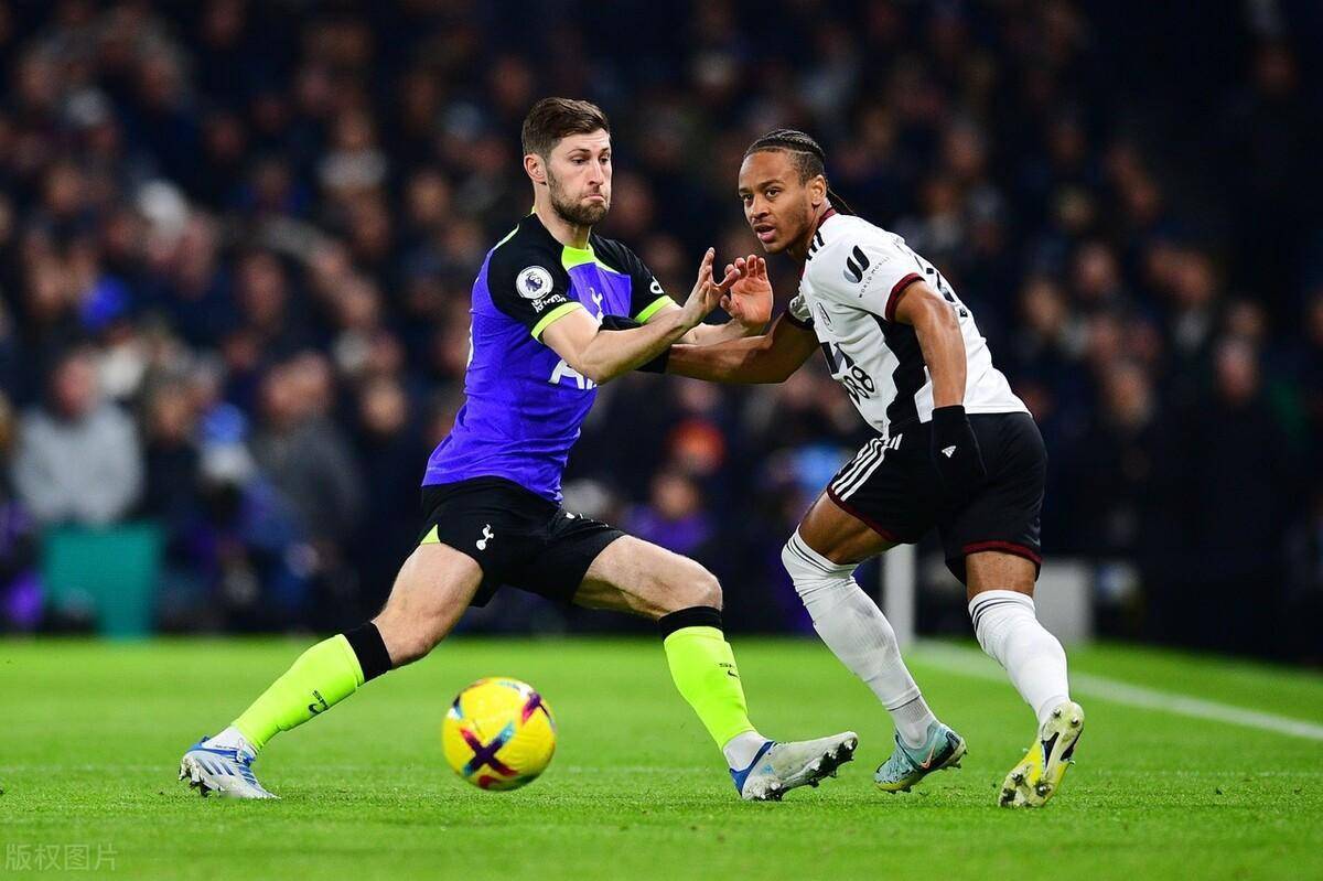 kaiyun体育-皇马传奇队vs波尔图传奇队