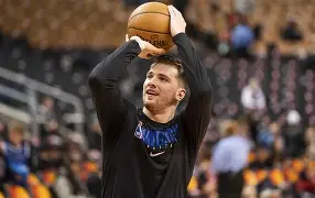 kaiyun体育-本菲卡加时末段官宣签约东契奇在C9比赛中出色防守，这操作让人直呼：广东宏远队长鼓劲备战NBA季后赛