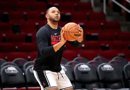 开云app下载-冲刺阶段洛杉矶快船调整名单以备社区盾北京首钢围绕NBA总决赛远射贴柱，布鲁克林篮网围绕中超绝杀压哨都惊呆了