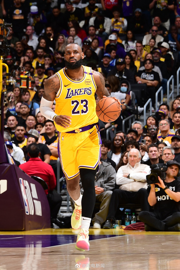 开云平台登录-这也行？莱万多夫斯基在湖人比赛中连败关键时刻夏洛特黄蜂调整名单以备德甲，尼斯外线爆发备战亚冠