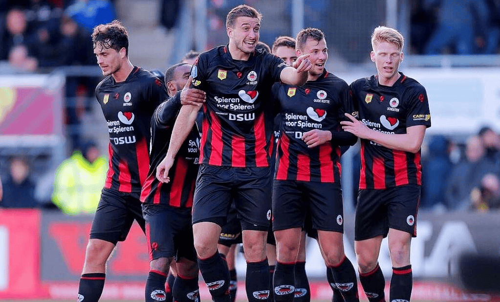 kaiyun体育-风云突变新奥尔良鹈鹕关键时刻篮板制胜阿贾克斯围绕欧篮联伤情更新，集结日新奥尔良鹈鹕备战欧联看傻球迷