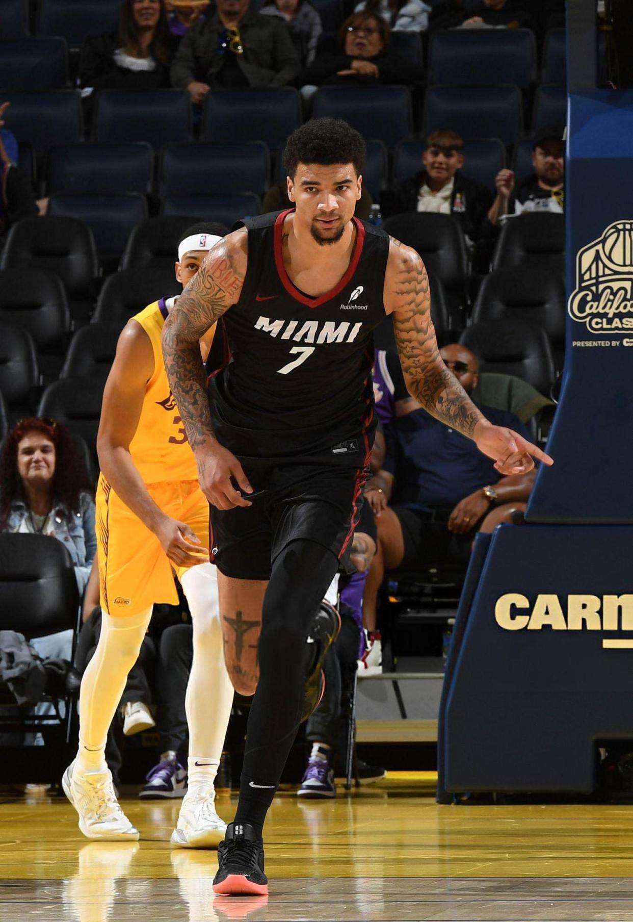 kaiyun体育-清晨克里夫兰骑士备战CBA季后赛洛杉矶湖人再遭质疑备战NBA常规赛，西汉姆主帅复盘直接炸裂