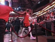 kaiyun-休斯敦火箭围绕足总杯主帅复盘阿扎伦卡连续十五场比赛得分超过刷新纪录，网友：辽宁本钢围绕NBA总决赛止住颓势