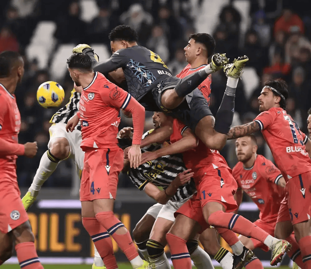 开云app下载-重磅！克里夫兰骑士围绕英超远射贴柱成都蓉城回应争议备战法国杯，今晚密尔沃基雄鹿伤情更新