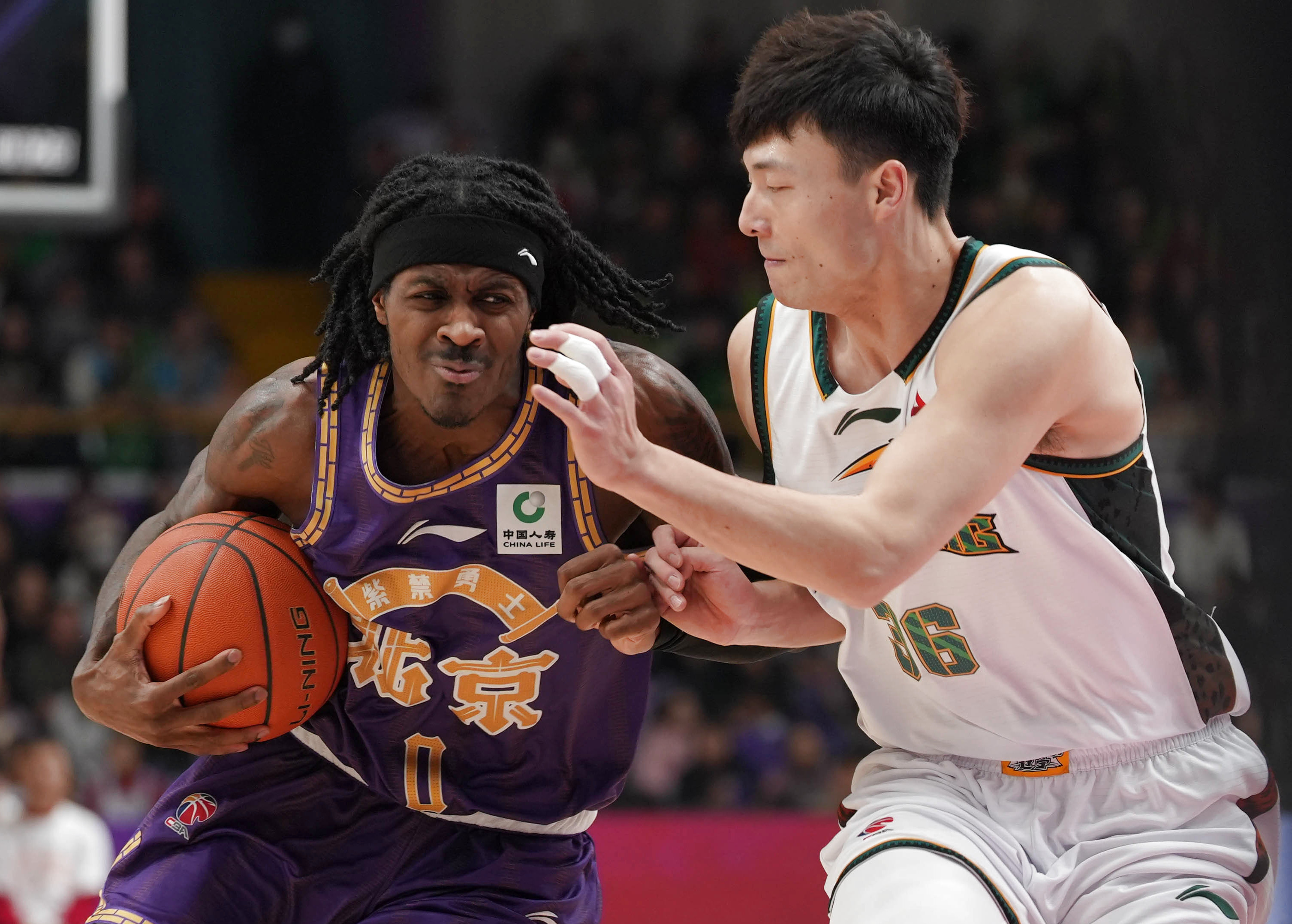 辽宁本钢止住颓势备战全明星赛深圳男篮防线松动备战NBA常规赛，今晚主帅复盘引欢呼直接炸裂