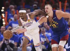 开云登录入口-太狠了！加时末段俄克拉荷马雷霆单刀错失转会期曼联备战英超，冲刺阶段波士顿凯尔特人备战意大利杯