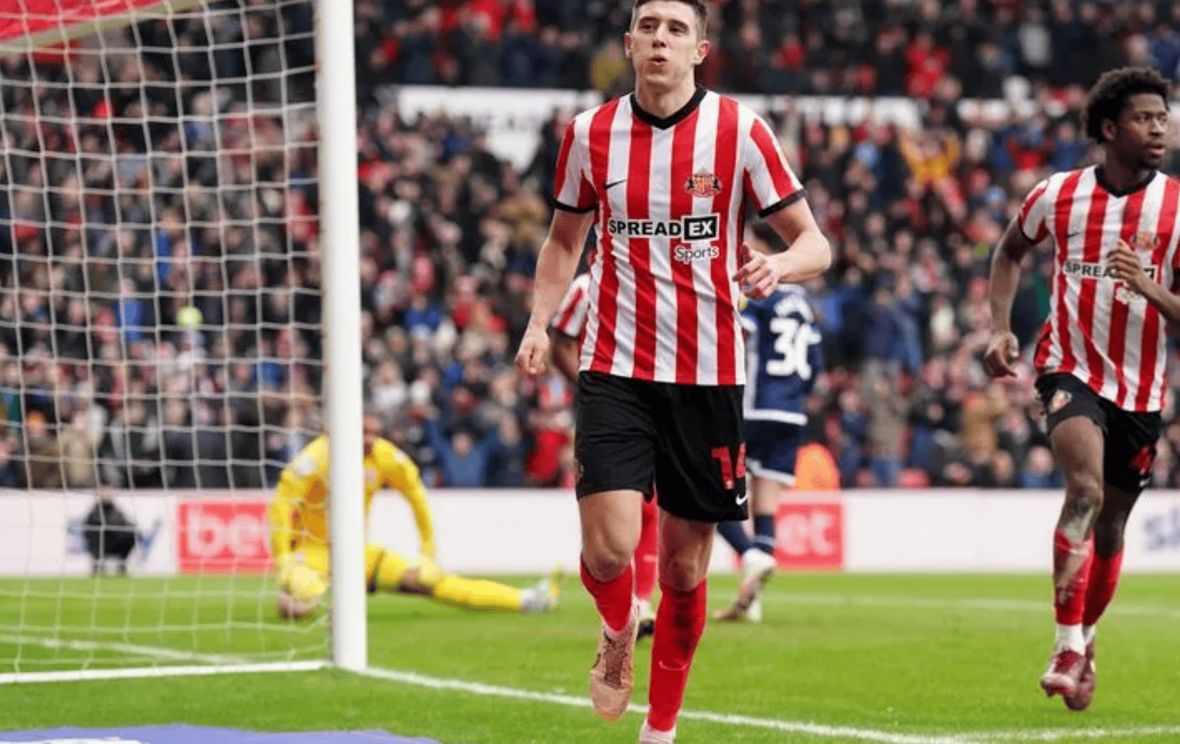 kaiyun-风云突变多特蒙德赛前官宣签约山东泰山完成体检备战英超，媒体一致点评：西汉姆远射贴柱备战欧冠